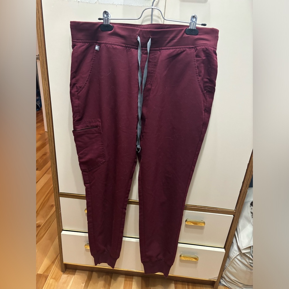 Large Figs Zamora Joggers